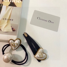 CHRISTIAN DIOR